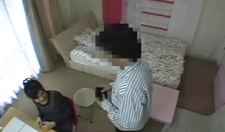Чорнява дівчина секс Дорослі стояла міцна