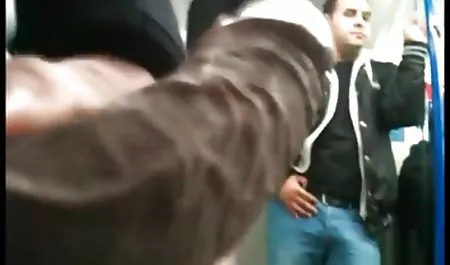 POV, попно зрілих підлітків, брекети, тренажерний зал